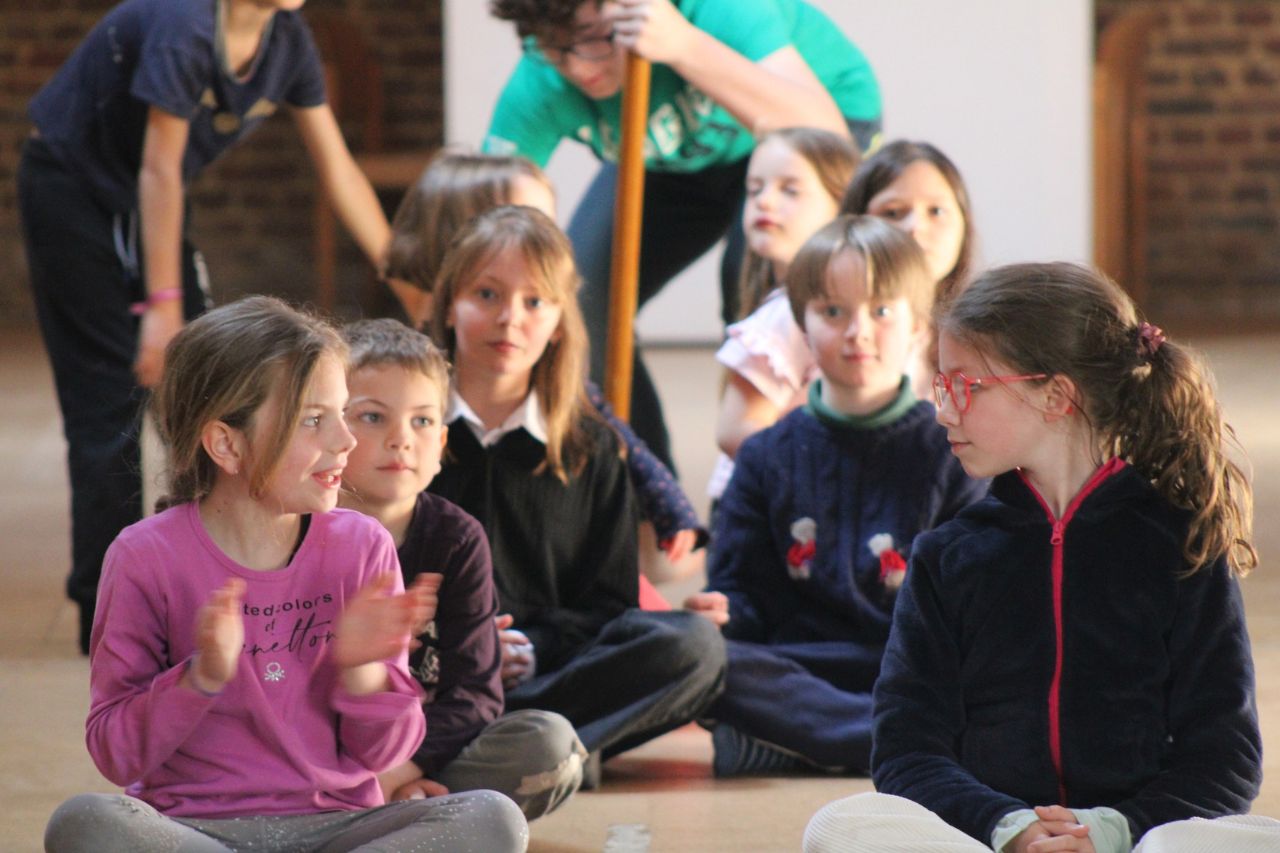 atelier theatre projet educatif cohesion groupe 